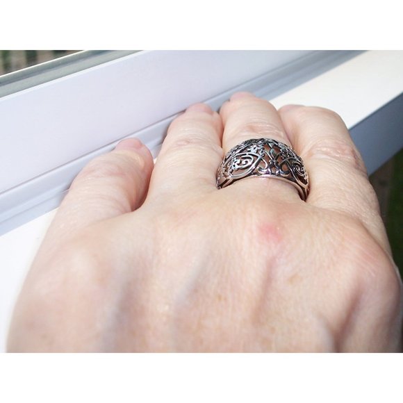 925 STERLING SILVER Open Work Floral Dome Ring - Picture 6 of 16